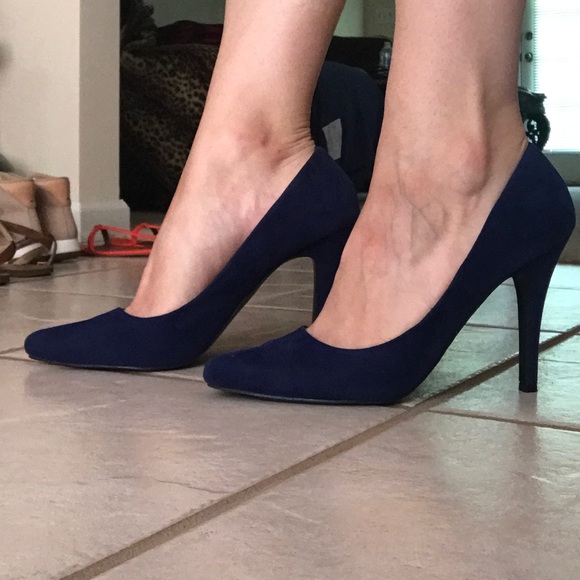 Royal Blue Suede Heels - Picture 8 of 8